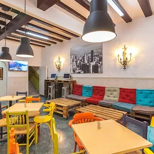 Loft Group Hostal